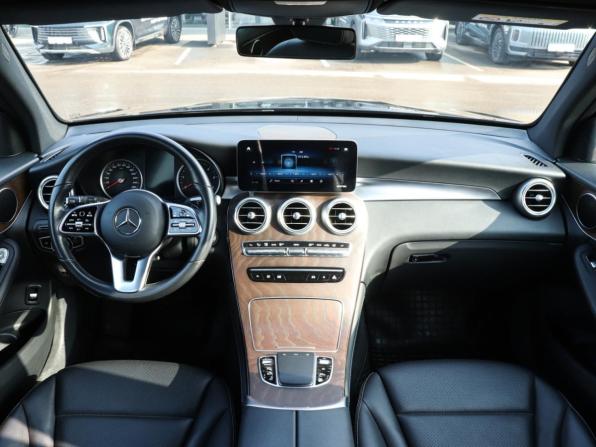 Mercedes-Benz GLC I (X253) Рестайлинг с пробегом 2019 года, цена 4 119 000 рублей, 65000 км, внедорожник, Автокод Объявления
