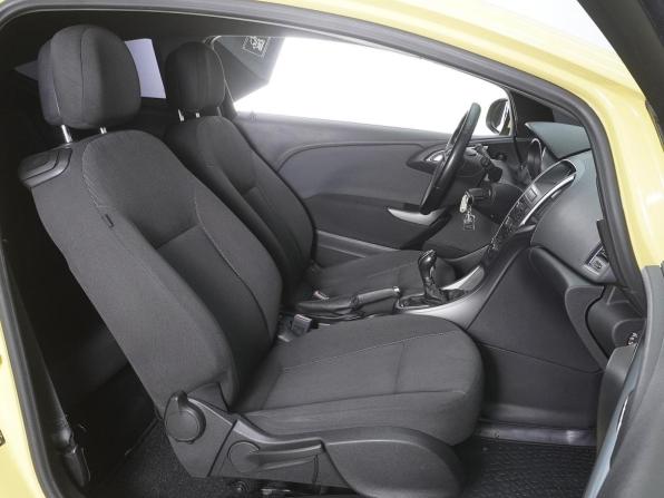 Opel Astra J Рестайлинг с пробегом 2012 года, цена 747 000 рублей, 243846 км, хэтчбек, Автокод Объявления