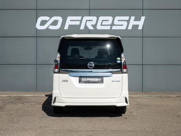 Nissan Serena V (C27) с пробегом 2018 года, цена 1 935 000 рублей, 131963 км, минивэн, Автокод Объявления