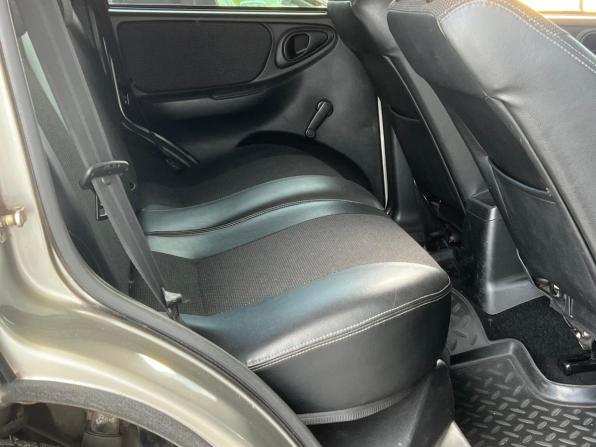 Chevrolet Niva I Рестайлинг с пробегом 2009 года, цена 479 000 рублей, 135000 км, внедорожник, Автокод Объявления