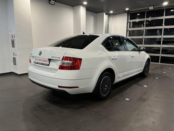 Skoda Octavia III (A7) Рестайлинг с пробегом 2019 года, цена 1 800 000 рублей, 114117 км, лифтбек, Автокод Объявления