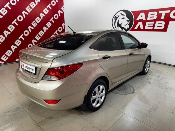Hyundai Solaris I с пробегом 2014 года, цена 999 000 рублей, 136607 км, седан, Автокод Объявления