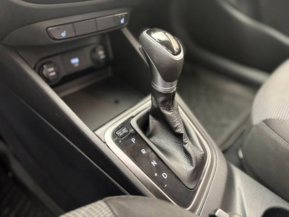Hyundai Solaris II Рестайлинг с пробегом 2021 года, цена 1 452 000 рублей, 112462 км, седан, Автокод Объявления