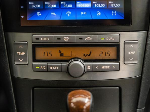 Toyota Avensis II Рестайлинг с пробегом 2007 года, цена 858 000 рублей, 221182 км, седан, Автокод Объявления
