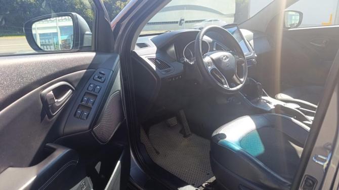 Hyundai ix35 I Рестайлинг с пробегом 2014 года, цена 1 270 000 рублей, 230000 км, внедорожник, Автокод Объявления