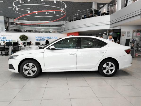 Skoda Octavia IV (A8) с пробегом 2021 года, цена 1 750 000 рублей, 176014 км, лифтбек, Автокод Объявления