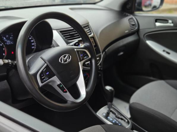Hyundai Solaris I с пробегом 2011 года, цена 669 000 рублей, 181000 км, седан, Автокод Объявления