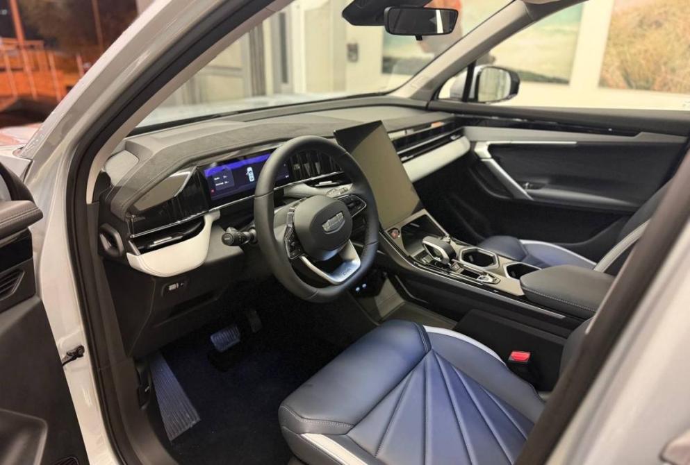 Geely Atlas II Волгоград  - изображение 8