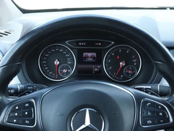 Mercedes-Benz B-Класс II (W246) Рестайлинг с пробегом 2017 года, цена 1 480 000 рублей, 174300 км, хэтчбек, Автокод Объявления