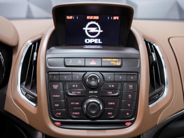 Opel Zafira C с пробегом 2013 года, цена 1 350 000 рублей, 78000 км, минивэн, Автокод Объявления