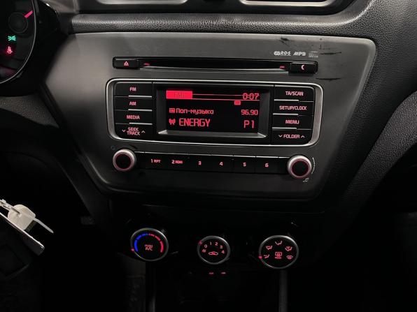 Kia Rio III Рестайлинг с пробегом 2017 года, цена 1 000 000 рублей, 194875 км, седан, Автокод Объявления