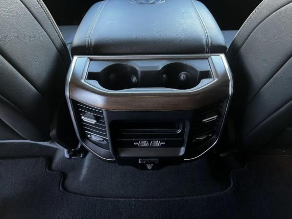 Ram 1500 IV (DS/DJ) с пробегом 2021 года, цена 6 350 000 рублей, 3004 км, offers.body_type.unknown, Автокод Объявления