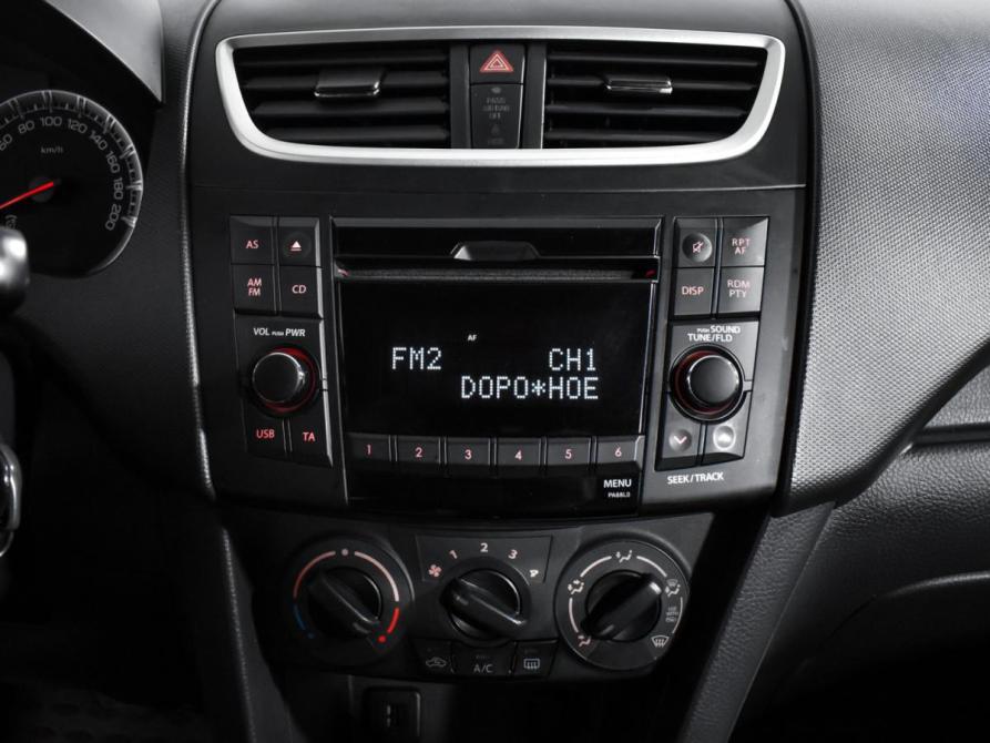 Suzuki Swift IV Санкт-Петербург  - изображение 16