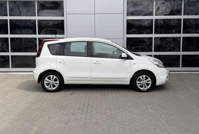 Nissan Note I Рестайлинг с пробегом 2013 года, цена 950 000 рублей, 122184 км, хэтчбек, Автокод Объявления