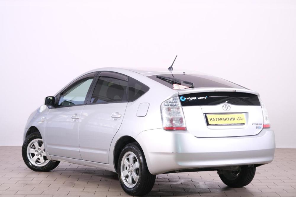 Toyota Prius II Рестайлинг (XW20) Омск  - изображение 5
