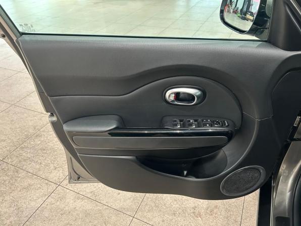 Kia Soul II Рестайлинг с пробегом 2018 года, цена 1 519 000 рублей, 85191 км, хэтчбек, Автокод Объявления