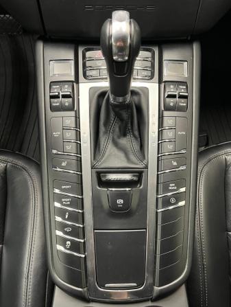 Porsche Macan I с пробегом 2014 года, цена 2 700 000 рублей, 139000 км, внедорожник, Автокод Объявления