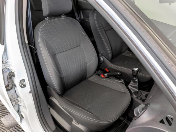Renault Logan II Рестайлинг с пробегом 2022 года, цена 1 175 000 рублей, 59666 км, седан, Автокод Объявления