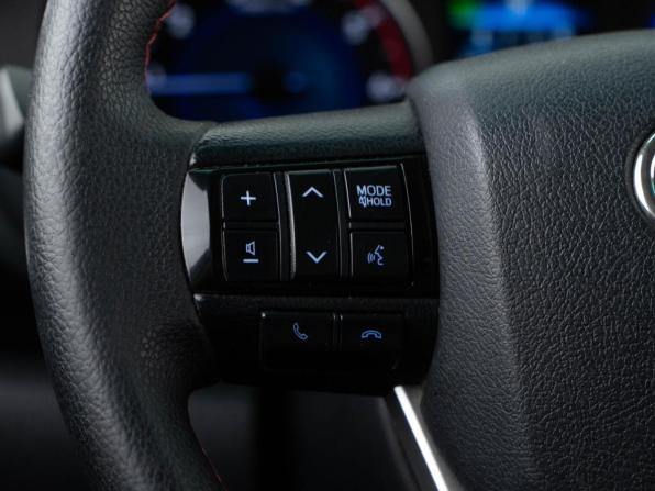 Toyota Hilux VIII с пробегом 2015 года, цена 3 398 999 рублей, 151600 км, offers.body_type.unknown, Автокод Объявления