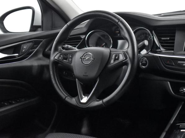 Opel Insignia II с пробегом 2018 года, цена 1 470 000 рублей, 199500 км, лифтбек, Автокод Объявления