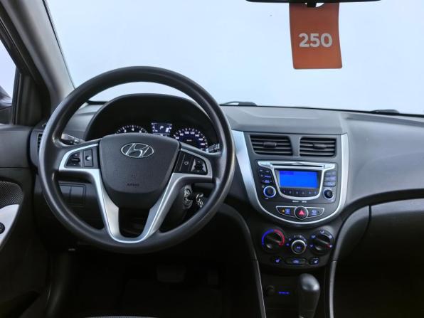 Hyundai Solaris I с пробегом 2013 года, цена 840 000 рублей, 109000 км, седан, Автокод Объявления