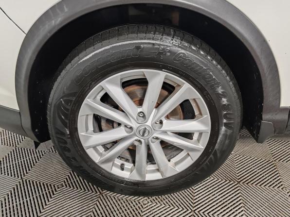 Nissan Qashqai II с пробегом 2018 года, цена 1 525 000 рублей, 161744 км, внедорожник, Автокод Объявления