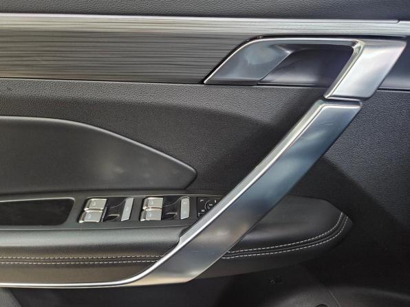 Geely Atlas Pro с пробегом 2022 года, цена 1 969 000 рублей, 100770 км, внедорожник, Автокод Объявления