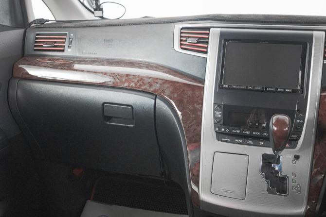 Toyota Vellfire I с пробегом 2010 года, цена 2 199 000 рублей, 163000 км, минивэн, Автокод Объявления