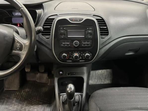Renault Kaptur I с пробегом 2017 года, цена 1 239 000 рублей, 82717 км, внедорожник, Автокод Объявления
