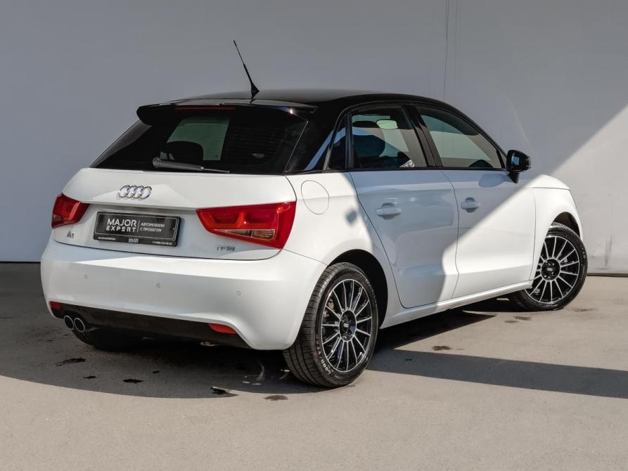 Audi A1 I (8X) Москва  - изображение 5
