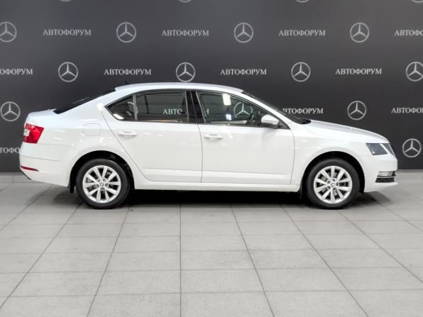Skoda Octavia III (A7) Рестайлинг с пробегом 2019 года, цена 1 330 000 рублей, 168338 км, лифтбек, Автокод Объявления
