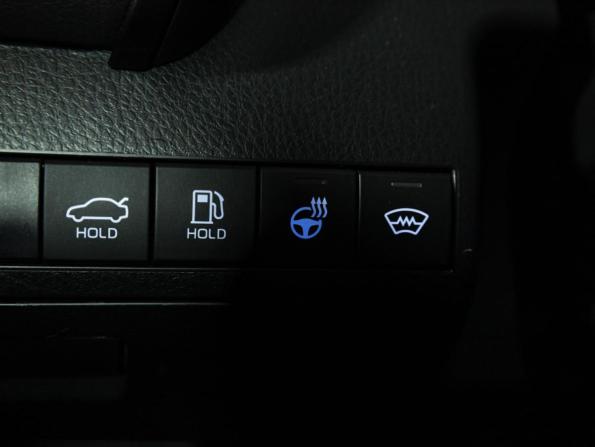Toyota Camry VIII (XV70) Рестайлинг с пробегом 2021 года, цена 3 050 000 рублей, 113438 км, седан, Автокод Объявления
