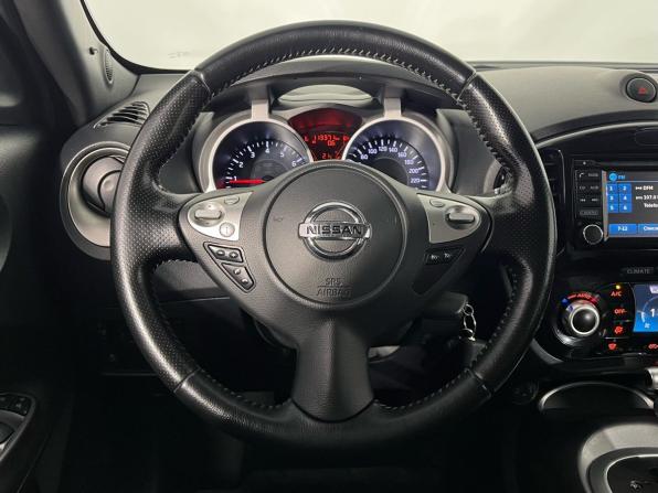 Nissan Juke I Рестайлинг с пробегом 2015 года, цена 1 300 000 рублей, 113371 км, внедорожник, Автокод Объявления