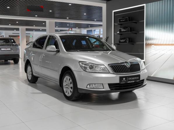 Skoda Octavia II (A5) Рестайлинг с пробегом 2011 года, цена 670 000 рублей, 194497 км, лифтбек, Автокод Объявления