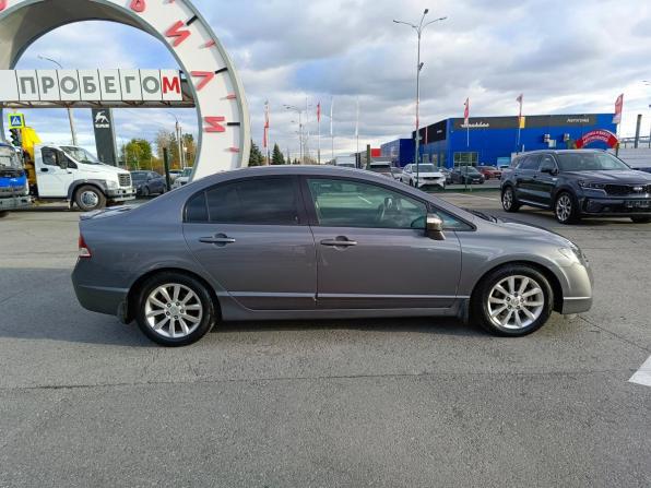 Honda Civic VIII Рестайлинг с пробегом 2010 года, цена 890 000 рублей, 292926 км, седан, Автокод Объявления