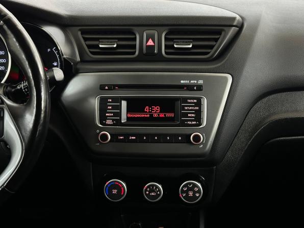 Kia Rio III Рестайлинг с пробегом 2017 года, цена 1 175 000 рублей, 116096 км, хэтчбек, Автокод Объявления