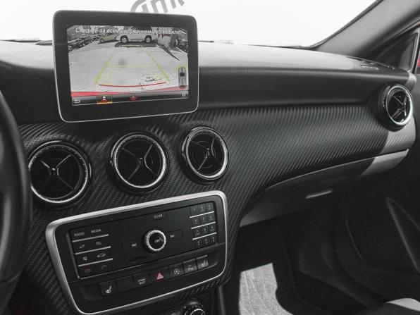 Mercedes-Benz GLA I (X156) Рестайлинг с пробегом 2019 года, цена 2 725 000 рублей, 40236 км, внедорожник, Автокод Объявления