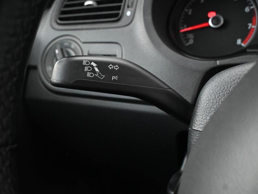 Volkswagen Polo V Рестайлинг Новороссийск  - изображение 13