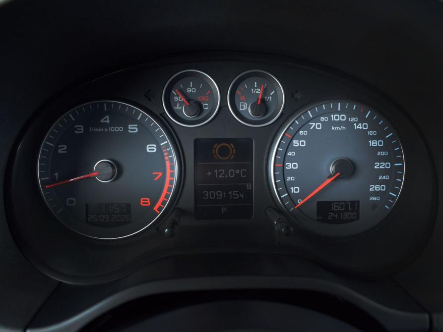 Audi A3 II (8P) Рестайлинг 2 Кемерово  - изображение 9