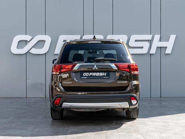 Mitsubishi Outlander III Рестайлинг 3 с пробегом 2018 года, цена 2 180 000 рублей, 110465 км, внедорожник, Автокод Объявления
