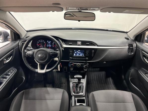 Kia Rio IV Рестайлинг с пробегом 2021 года, цена 1 549 000 рублей, 38000 км, седан, Автокод Объявления