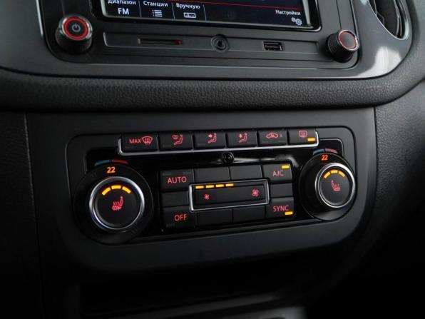 Volkswagen Tiguan I Рестайлинг с пробегом 2014 года, цена 1 398 000 рублей, 125765 км, внедорожник, Автокод Объявления