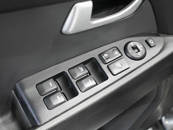Kia Sportage III Рестайлинг с пробегом 2015 года, цена 1 499 000 рублей, 175000 км, внедорожник, Автокод Объявления