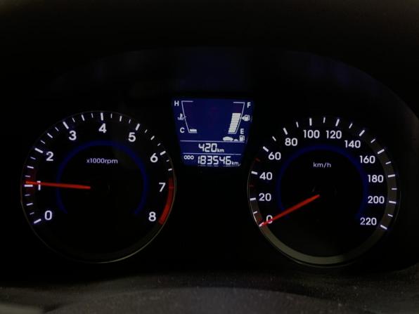 Hyundai Solaris I с пробегом 2012 года, цена 539 000 рублей, 183545 км, седан, Автокод Объявления