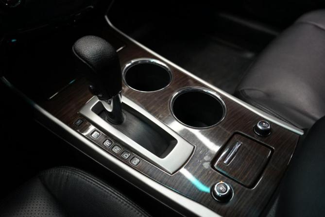 Nissan Teana III с пробегом 2014 года, цена 1 355 000 рублей, 270000 км, седан, Автокод Объявления