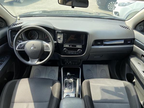 Mitsubishi Outlander III Рестайлинг 3 с пробегом 2018 года, цена 1 588 000 рублей, 189000 км, внедорожник, Автокод Объявления