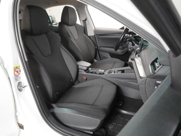 Skoda Octavia IV (A8) с пробегом 2021 года, цена 2 399 000 рублей, 109919 км, лифтбек, Автокод Объявления