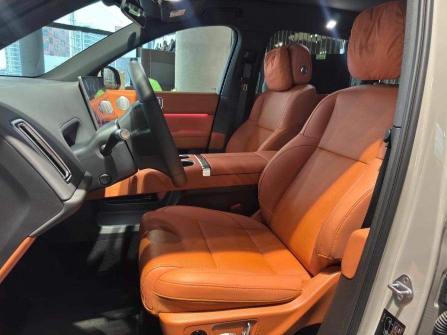 Li Auto (Lixiang) L6 Москва  - изображение 4
