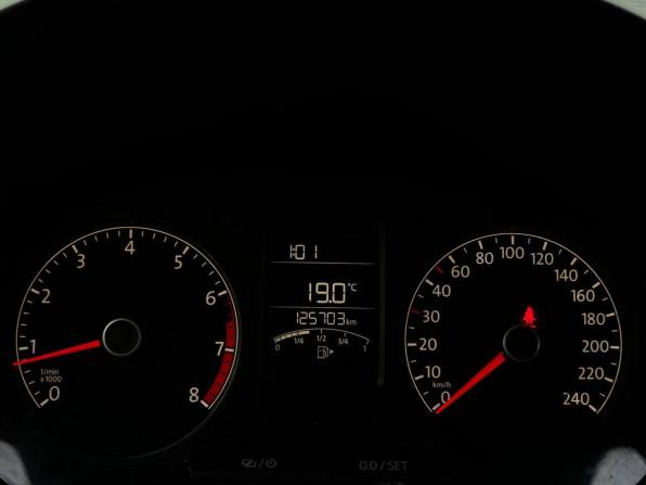 Volkswagen Polo V Рестайлинг с пробегом 2019 года, цена 955 000 рублей, 125700 км, седан, Автокод Объявления
