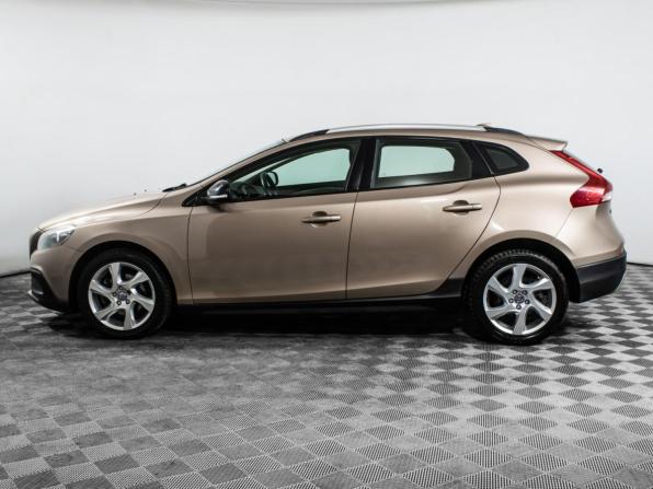 Volvo V40 II с пробегом 2013 года, цена 1 109 158 рублей, 239415 км, хэтчбек, Автокод Объявления